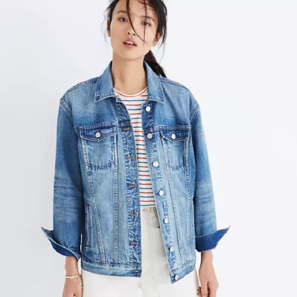 Madewell Oversized Jean Jacket in Capstone Wash 🐳
